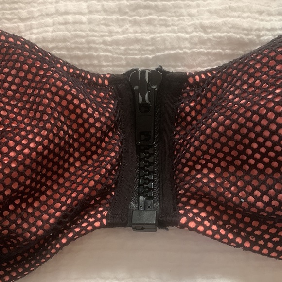 H&M bikini super cute peach and black with zipper up front of top - Picture 3 of 5